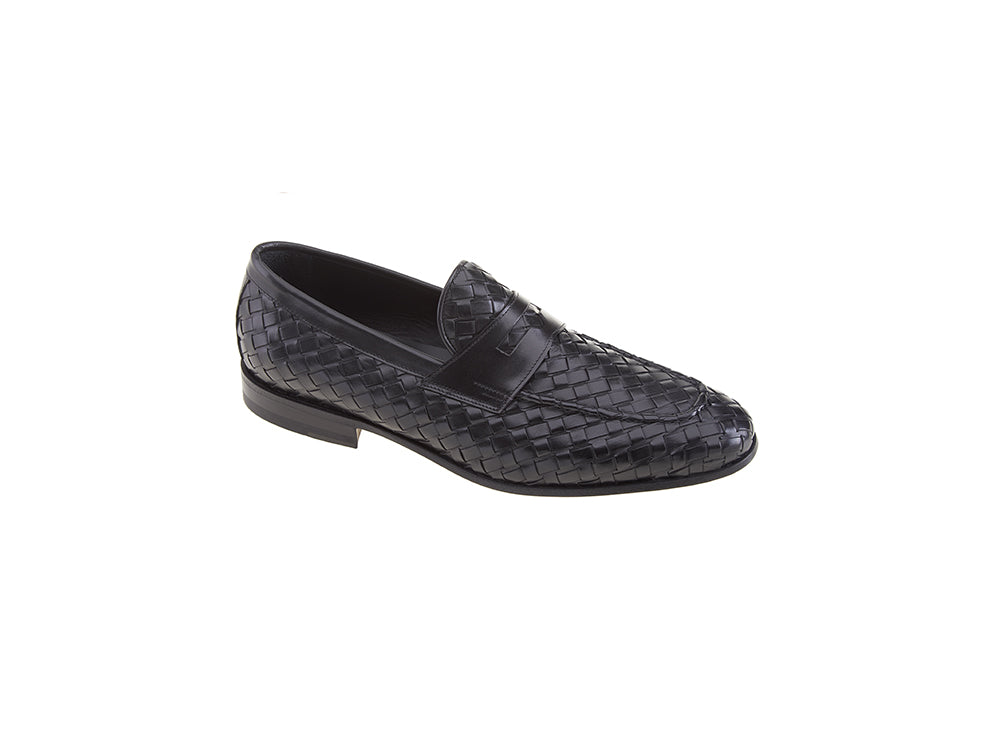 BRAIDED BLACK LOAFERS