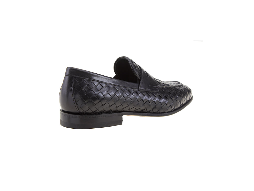 BRAIDED BLACK LOAFERS